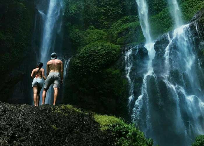 sekumpul-waterfalls