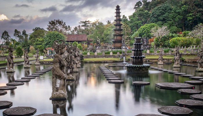 tirta-gangga-water-palace